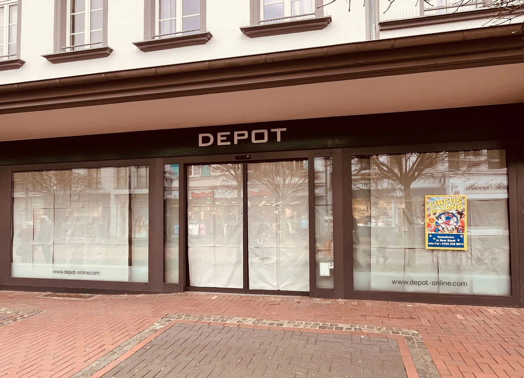 Depot hat in den ersten drei Monaten des Jahres bereits 45 Filialen geschlossen, unter anderem in der nordrhein-westfälischen Stadt Hilden. (Archivbild) — © Christian Rothenberg/dpa