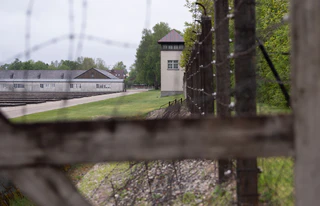In der Gedenkstätte des Konzentrationslagers Dachau sollen die rekonstruierten Häftlingsbaracken zu einem Lern- und Bildungszentrum umgestaltet werden. (Archivfoto) — © Sven Hoppe/dpa