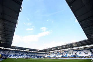 Vor dem Spiel gegen Regensburg kam es zu einem medizinischen Notfall in Magdeburg. — © Swen Pförtner/dpa