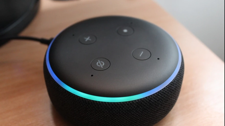 Amazon Alexa Echo — © Bild: Unsplash / Lazar Gugleta